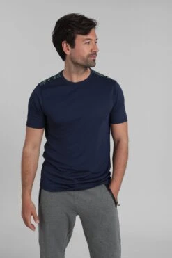 Mountain Warehouse Aspect Printed Mens Panel T-Shirt -Mountain Warehouse 030442 blu aspect printed panel tee mens ecom gbg ss21 01