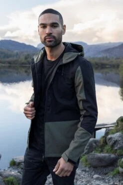 Mountain Warehouse Samurai Mens Softshell Jacket