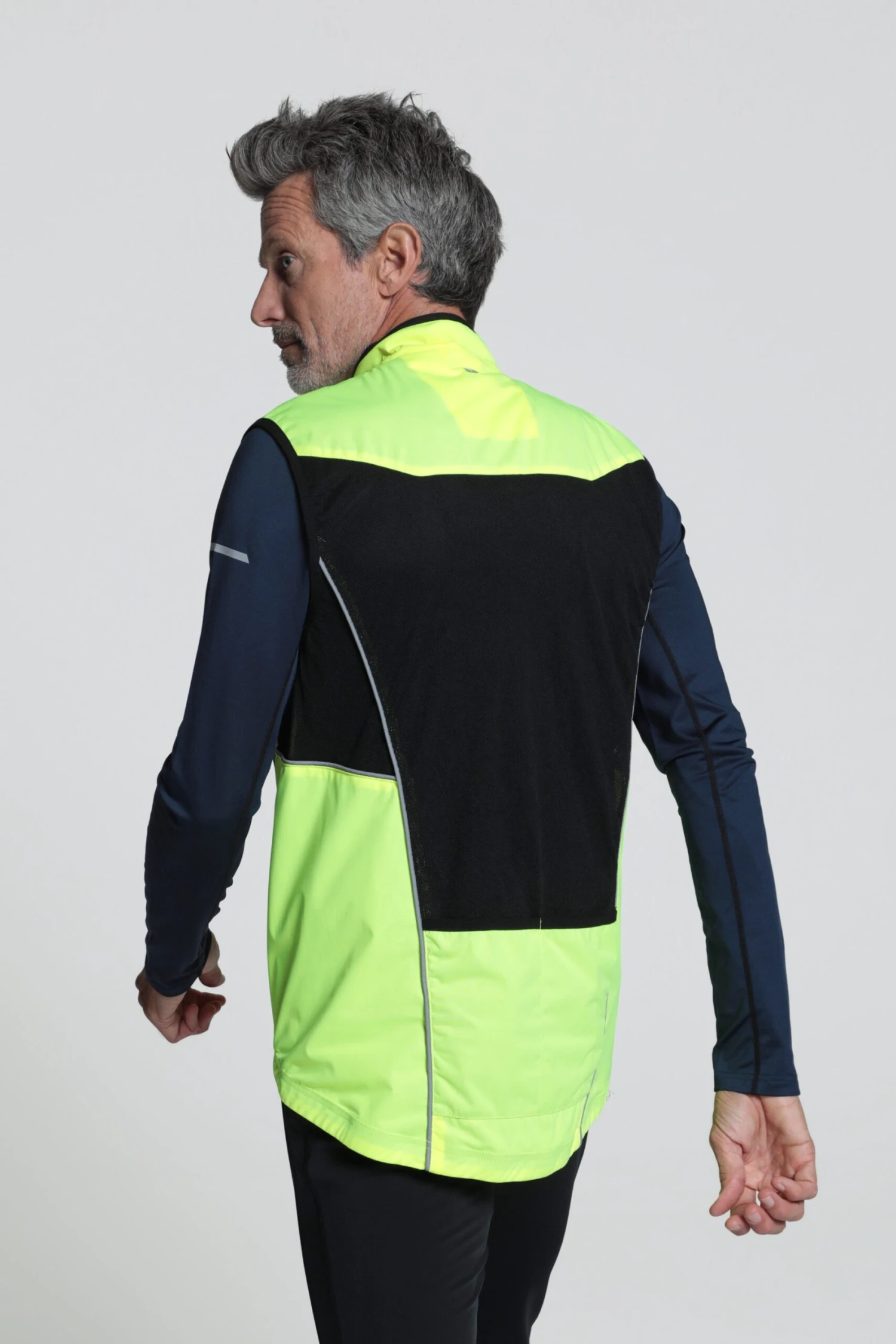 Giro Mens Iso-Viz Cycling Gilet Mountain Warehouse Giro Mens Iso-Viz Cycling Gilet -Mountain Warehouse 043092 yel giro cycling gilet ecom gbg aw21 02 scaled