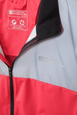 Mountain Warehouse Mens Active Iso-Viz Gilet 8 Mountain Warehouse Mens Active Iso-Viz Gilet -Mountain Warehouse 043093 are active gillet men aw21 08