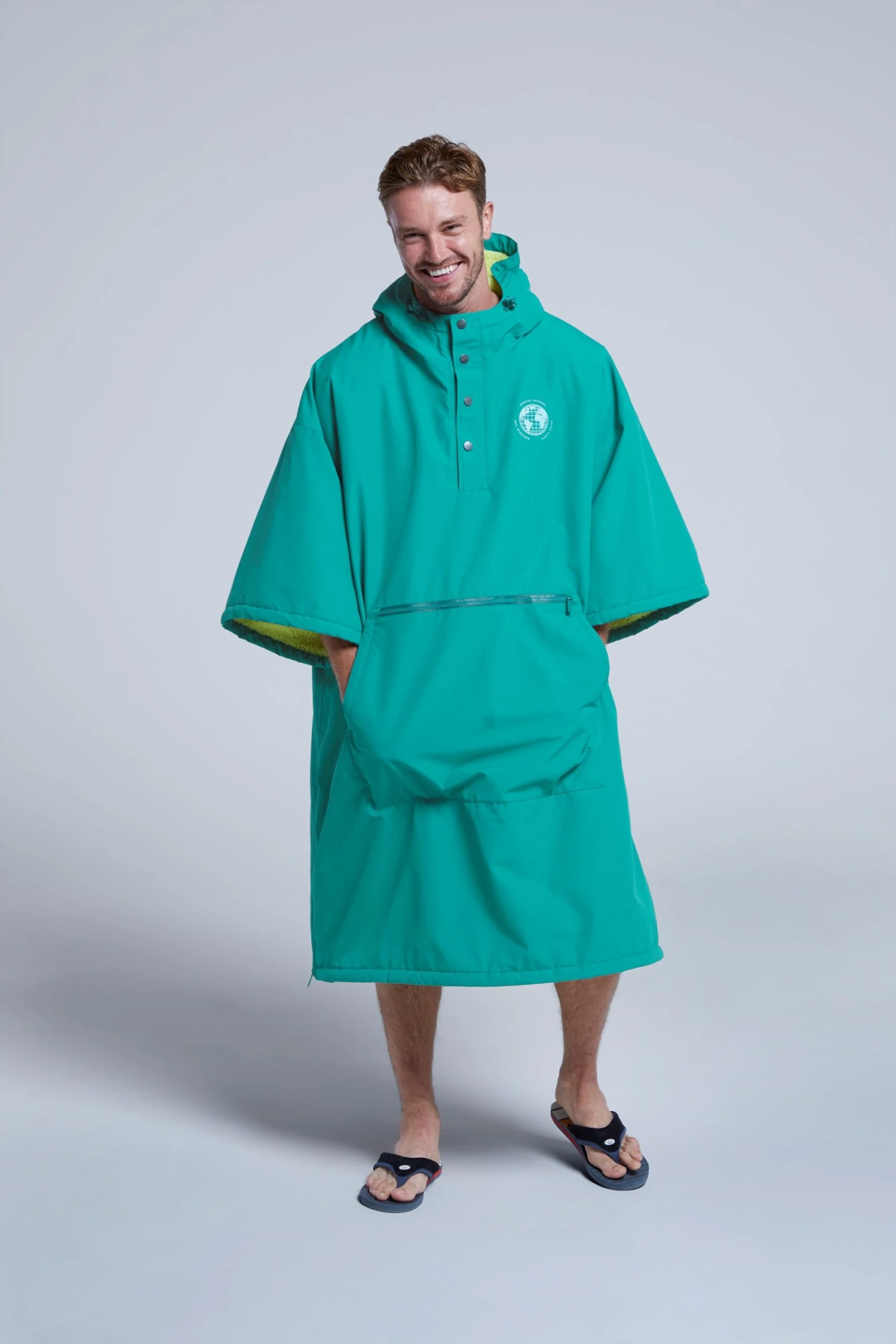 Zoris Mens Changing Robe Animal Zoris Mens Changing Robe -Mountain Warehouse 044712 tea animal zoris men recycled waterproof beach parka anl ecom gbg aw22 01 scaled