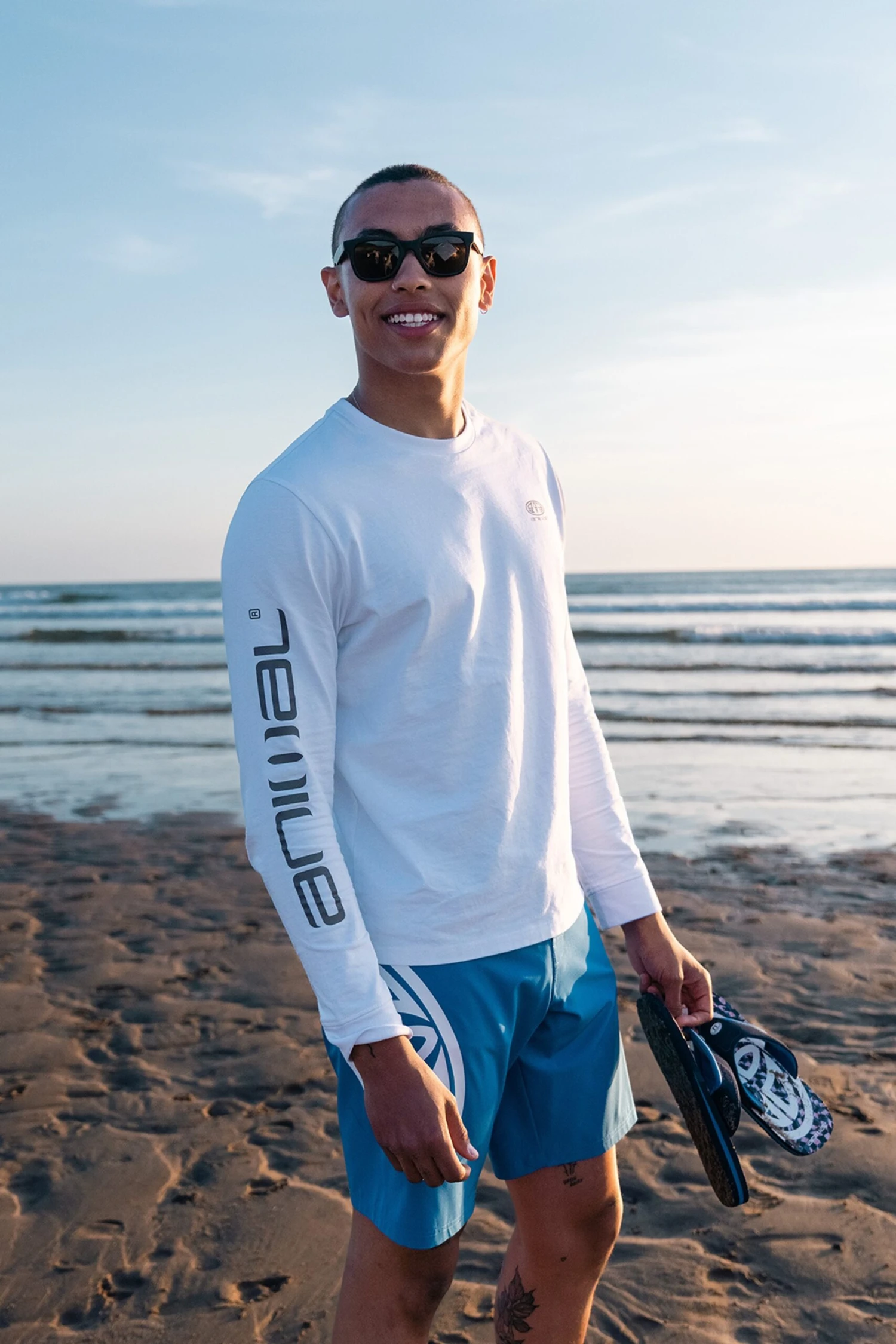 Animal Tommy Mens Organic T-Shirt -Mountain Warehouse 044896 whi animal tommy mens organic logo ls t shirt anl ecom lifestyle ss22 01 scaled