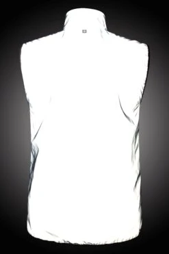 Mountain Warehouse 360 Reflective Mens Reversible Gilet 10 Mountain Warehouse 360 Reflective Mens Reversible Gilet -Mountain Warehouse 049389 bla 360 reflective reversible gilet men aw22 04