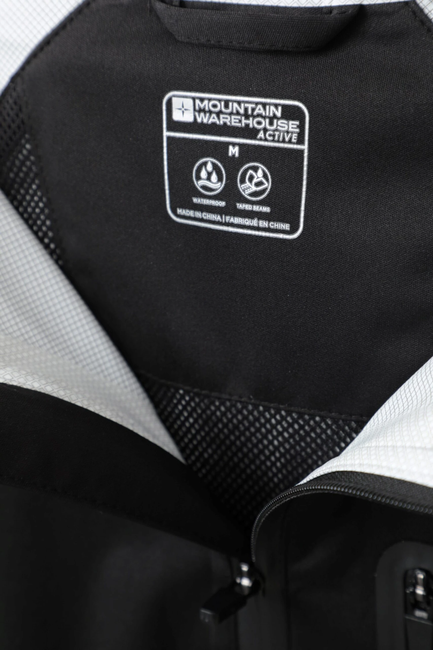 Hydro II Mens Waterproof Running Jacket Mountain Warehouse Hydro II Mens Waterproof Running Jacket -Mountain Warehouse 049390 bla hydro ii waterproof printed running jacket men ss22 06 scaled