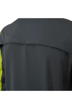 Altura Nightvision Zephyr Mens Waterproof Cycling Jacket -Mountain Warehouse m0f4a9 001 nightvisionzephyrmenswaterproofcyclingjacket 9