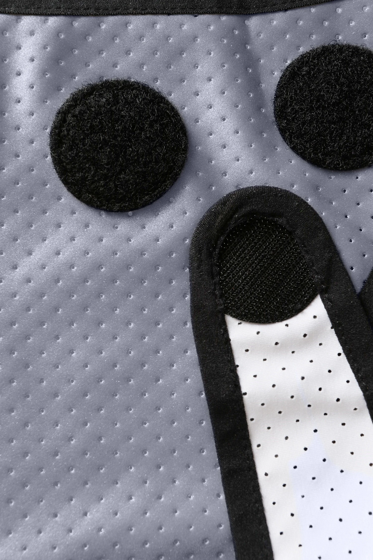 M4841C Reflect360 Unisex Reflective Running X-Vest ProViz M4841C Reflect360 Unisex Reflective Running X-Vest -Mountain Warehouse