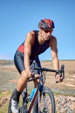 Zone3 M485D1 Activate Sleeveless Men's Trisuit -Mountain Warehouse m485d1 001 activatesleevelessmenstrisuit20250625113605 5