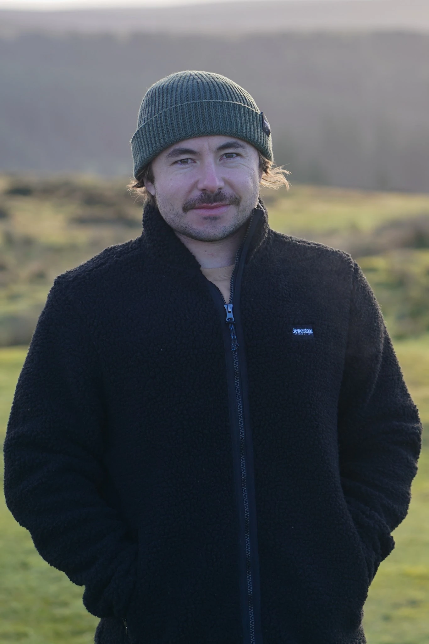 M5BD17 Aerial Mens 100% Recycled Fleece Jacket M5BD17 Aerial Mens 100% Recycled Fleece Jacket -Mountain Warehouse m5bd17 002 aerialmensrecycledfleecejacket20240725033613 1