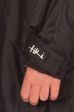 M6FF82 Tech Unisex Water Sport Robe -Mountain Warehouse m6ff82 002 techunisexwatersportrobe20240515095108 6