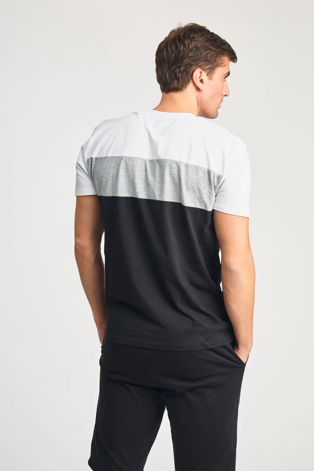 M75869 Cotton Mens Top and Jersey Shorts Pyjama Set M75869 Cotton Mens Top And Jersey Shorts Pyjama Set -Mountain Warehouse m75869 002 cottonmenstopandjerseyshortspyjamaset20250605043618 2