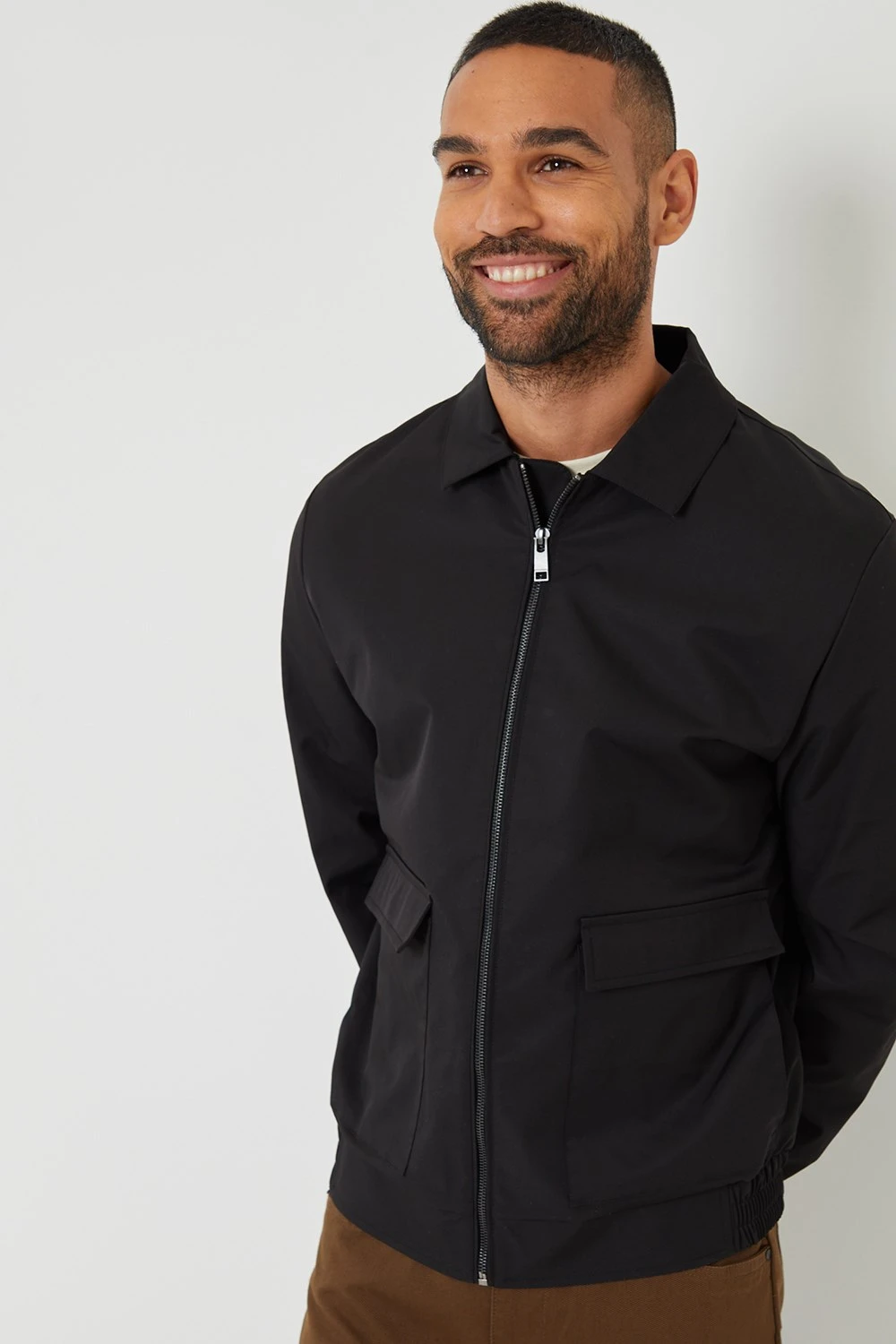 M9302C Patch Pocket Mens Collared Zip-Through Jacket Threadbare M9302C Patch Pocket Mens Collared Zip-Through Jacket -Mountain Warehouse m9302c 001 patchpocketmenscollaredzipthroughjacket20250313042117 5