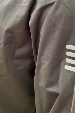 MA0EEB Proviz Reflective Windproof Cycling Jacket -Mountain Warehouse ma0eeb 003 provizreflectivewindproofcyclingjacket20250509125104 4