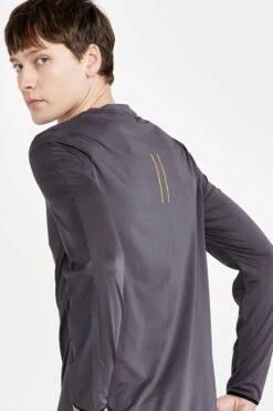 Craft Pro Hypervent Mens Long Sleeve Running Top -Mountain Warehouse ma4e11 001 prohyperventmenslongsleevetop 6