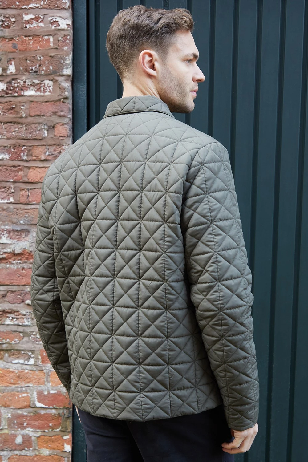 MA7A58 Lightweight Mens Collared Quilted Jacket Threadbare MA7A58 Lightweight Mens Collared Quilted Jacket -Mountain Warehouse ma7a58 001 lightweightmenscollaredquiltedjacket20250313060629 2