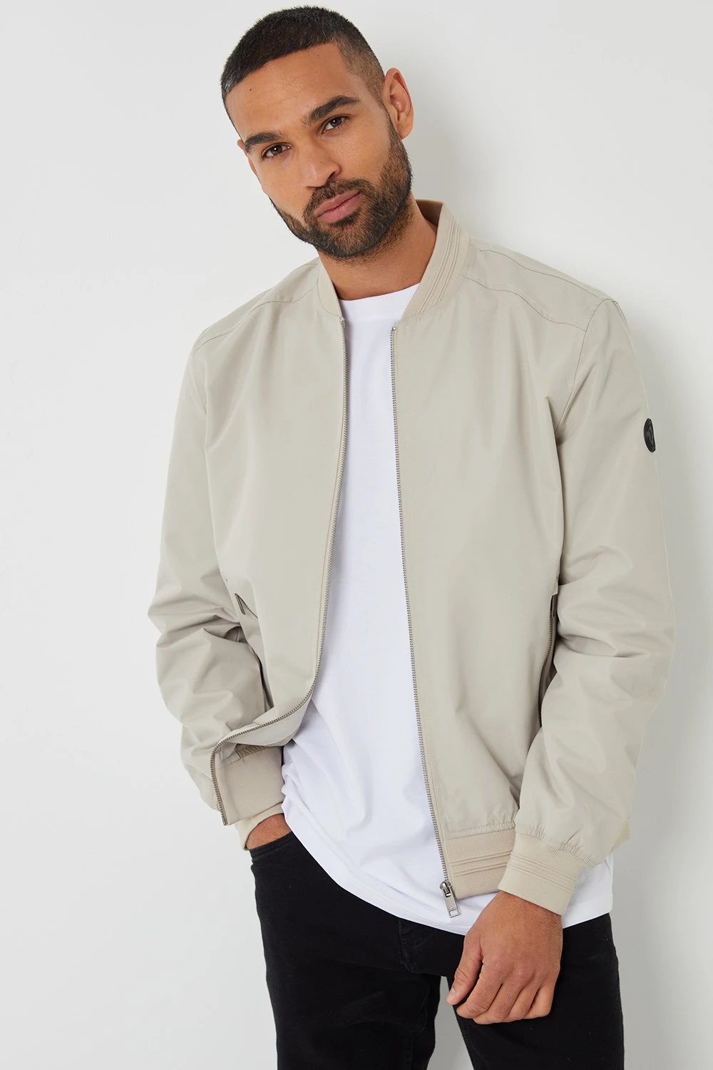 MB42F2 Showerproof Mens Classic Bomber Jacket Threadbare MB42F2 Showerproof Mens Classic Bomber Jacket -Mountain Warehouse mb42f2 003 showerproofmensclassicbomberjacket20250313042121 1