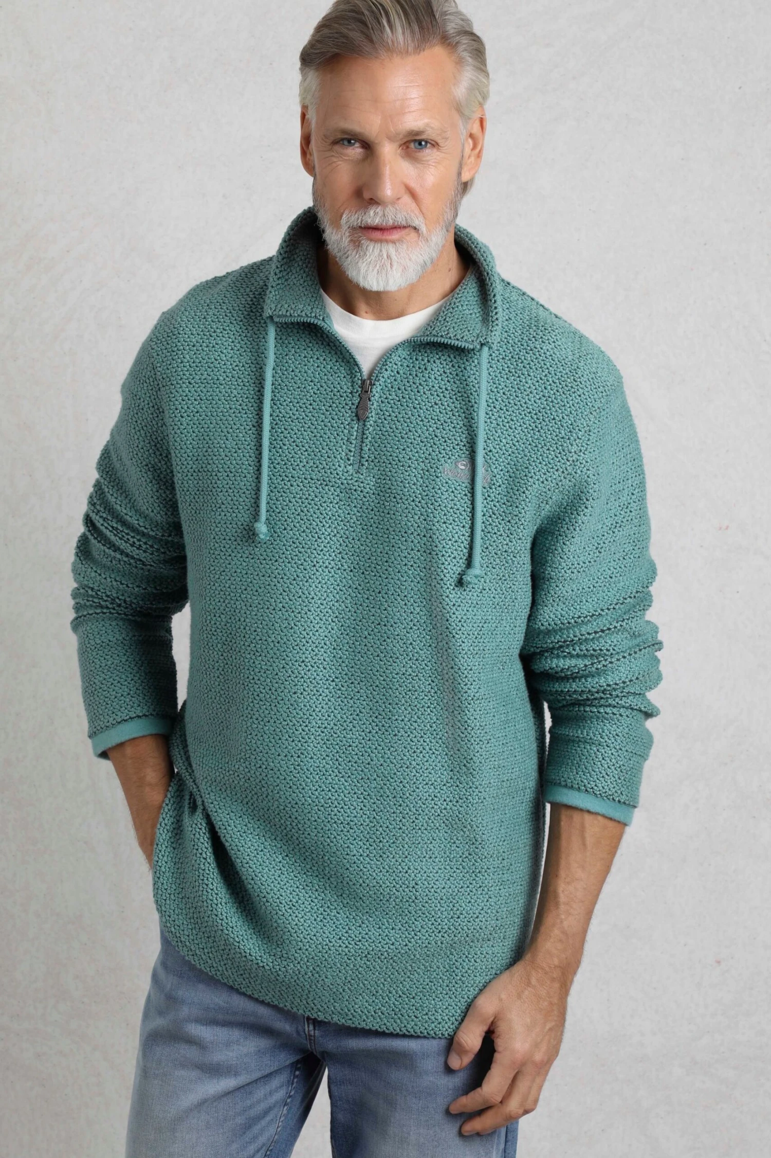 MB9738 Cruiser Mens 1/4 Zip Macaroni MB9738 Cruiser Mens 1/4 Zip Macaroni -Mountain Warehouse mb9738 004 cruisermens14zipmacaroni20250324122238 1 scaled