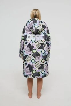 MC25A3 Sherpa Unisex Changing Robe 20 MC25A3 Sherpa Unisex Changing Robe -Mountain Warehouse mc25a3 004 sherpaunisexchangingrobe20250131030605 4