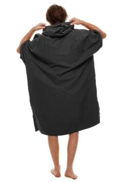 MCEB6E Quick Dry Mens Microfibre Changing Robe -Mountain Warehouse mceb6e 001 quickdrymensmicrofibrechangingrobe20240611035113 3