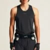 Craft MD284A Adv Essence Men's Singlet 2 2 Craft MD284A Adv Essence Men's Singlet 2 -Mountain Warehouse md284a 001 advessencemenssinglet220250217063622 1