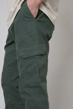 Threadbare ME179F Cotton Jogger Mens Cargo Trousers With Stretch -Mountain Warehouse me179f 005 cottonjoggermenscargotrouserswithstretch20250313060613 4