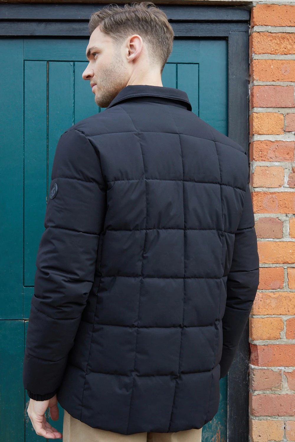 MED9A8 Lightweight Mens Collared Quilted Jacket Threadbare MED9A8 Lightweight Mens Collared Quilted Jacket -Mountain Warehouse med9a8 001 lightweightmenscollaredquiltedjacket20250313060816 2