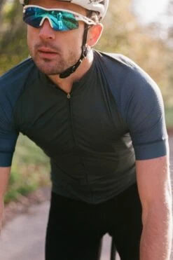 Forest One Short Sleeved Mens Cycling Jersey -Mountain Warehouse mfb552 001 forestoneshortsleevedmenscyclingjersey 4